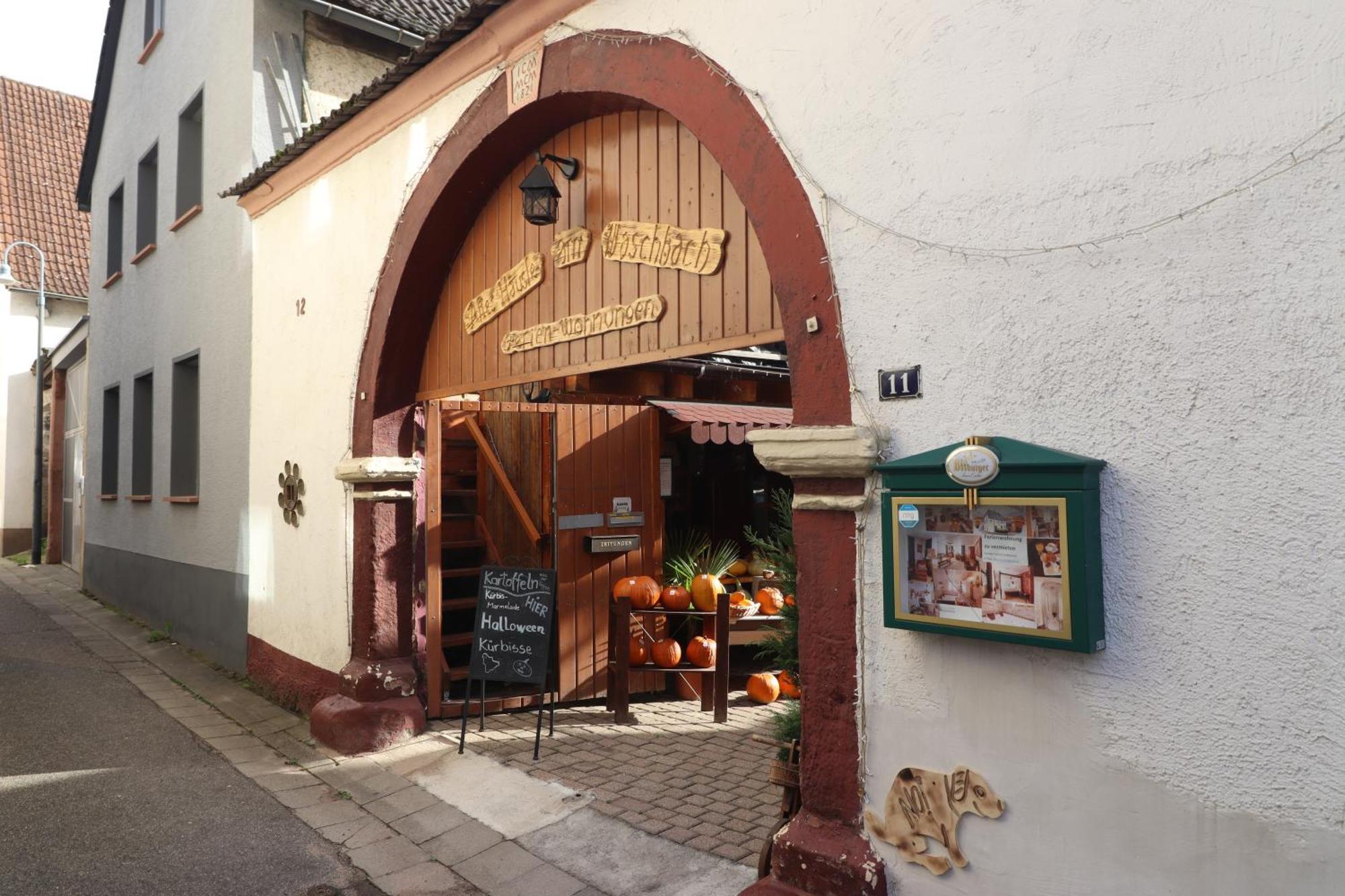 Altes Haeusle Am Waschbach Anno 1625 Ferienwohnungen Und Doppelzimmer イデンコーベン エクステリア 写真