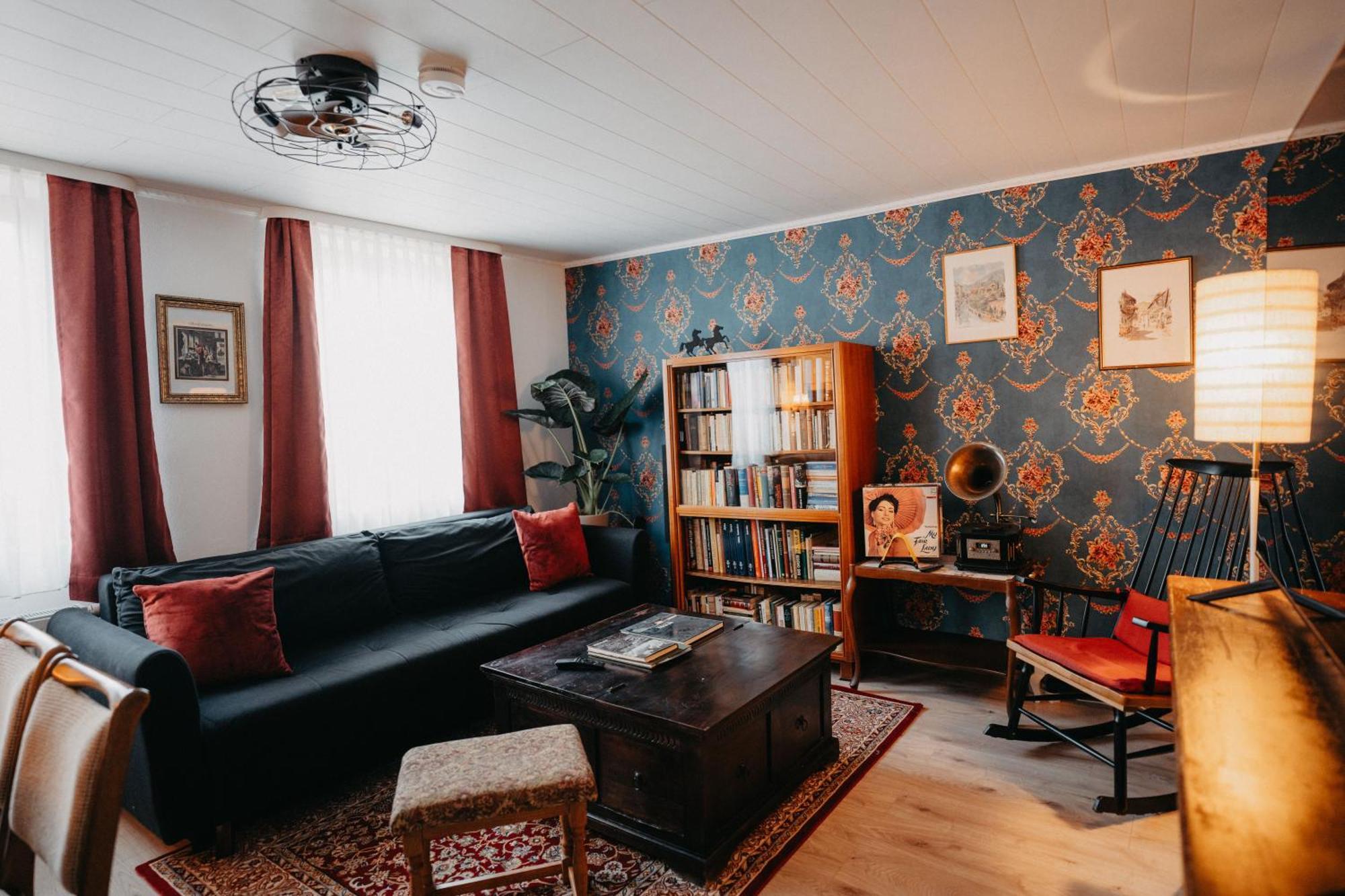 Altes Haeusle Am Waschbach Anno 1625 Ferienwohnungen Und Doppelzimmer イデンコーベン エクステリア 写真