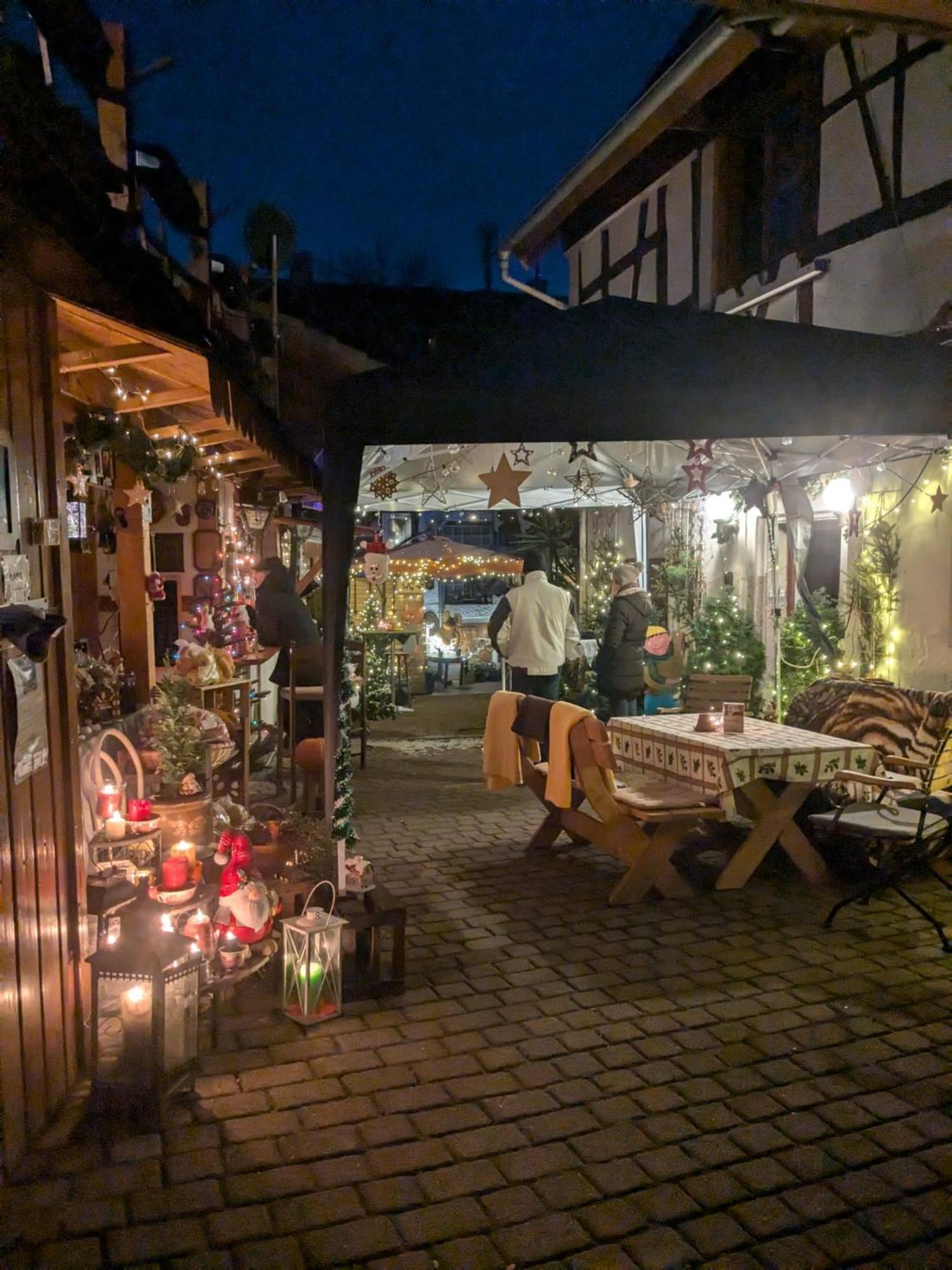 Altes Haeusle Am Waschbach Anno 1625 Ferienwohnungen Und Doppelzimmer イデンコーベン エクステリア 写真